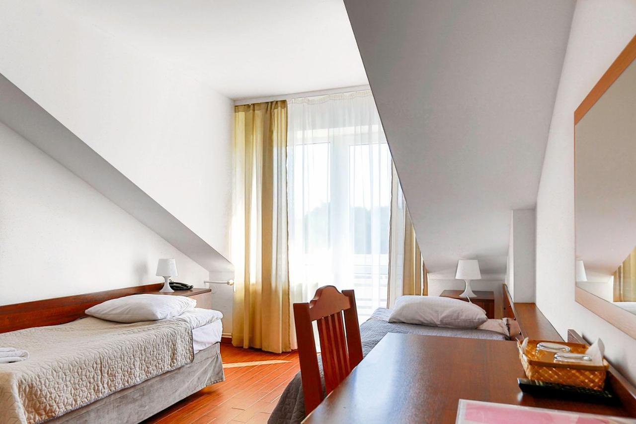 Osrodek Wypoczynkowy Balt-Tur Feel Well Resort Jastrzebia Gora Exterior photo